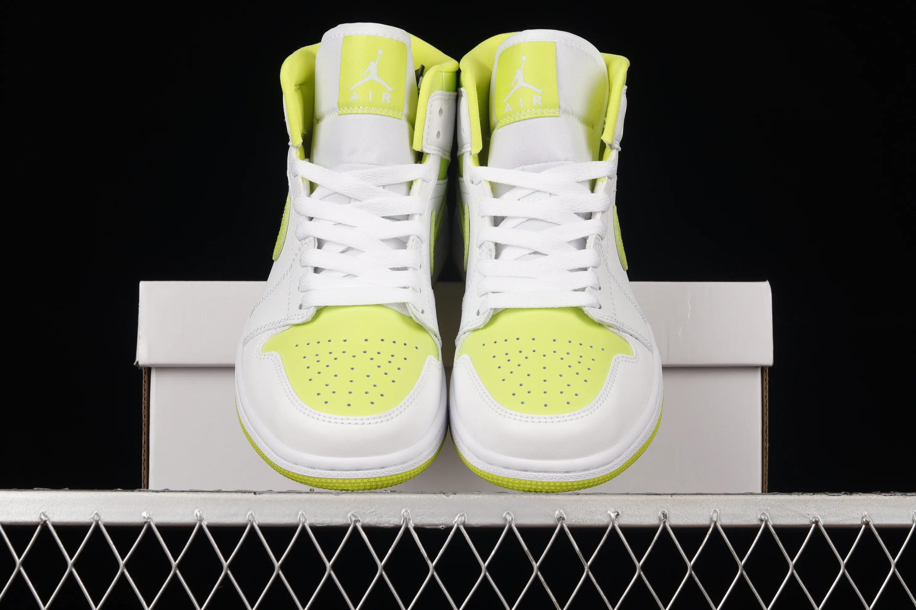 All categories Air Jordan Jordan series basketball shoes Air Jordan 1 Mid G version pure original Air Jordan AJ1 Mid "White Lime" AJ1 Joe 1 Green Lime China basketball shoes BQ6472-131